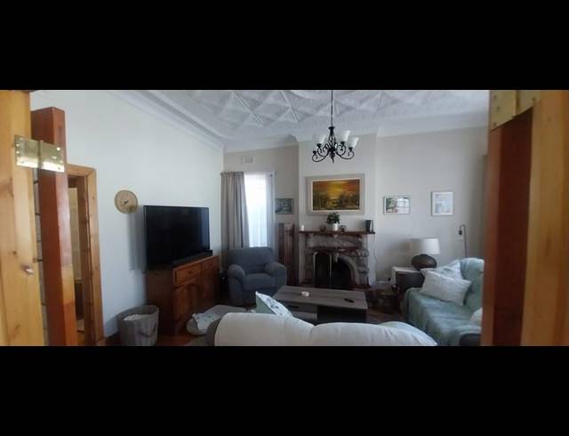 3 BEDROOM HOUSE FOR SALE IN KENSINGTON